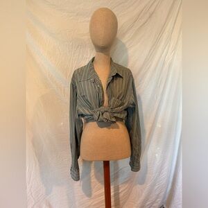 Old Navy Vintage Fit Button Up Blue and Red Stripe
